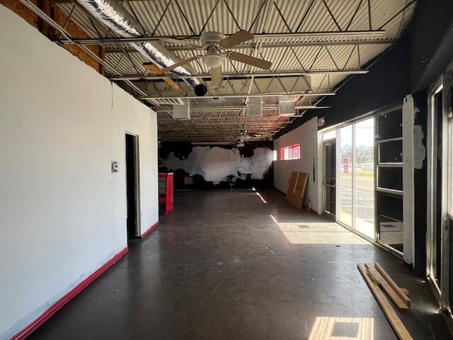 More Photos Of 802-806 N Gray St, Killeen Restaurant For Sale