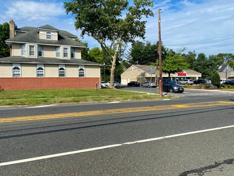 More Photos Of 402 S White Horse Pike, Audubon Office For Sale