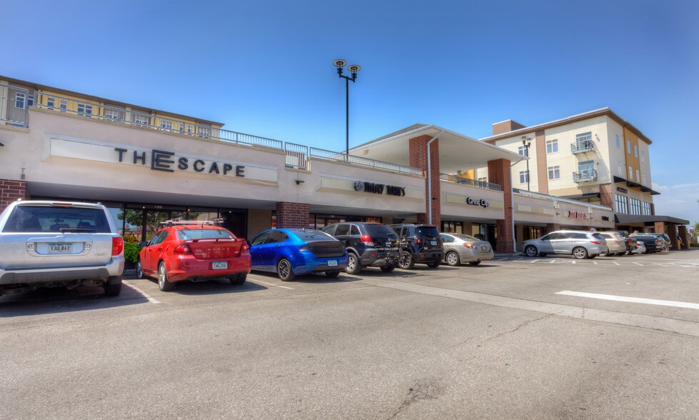 More Photos Of 5465 George M Mills Civic Pky, West Des Moines Unknown For Lease