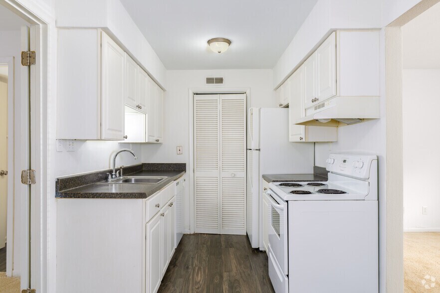 More Photos Of 1151 Roger Ave, Swansea Apartments For Sale