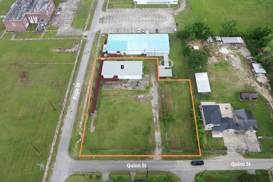More Photos Of 1800 Pope St, Beaumont Unknown For Lease
