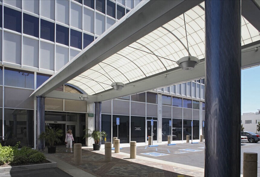 More Photos Of 4955 Van Nuys Blvd, Sherman Oaks Medical For Lease