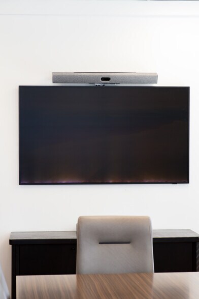 More Photos Of 442 W Kennedy Blvd, Tampa Office For Lease