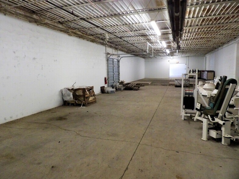 More Photos Of 8624 Station St, Mentor Warehouse For Sale