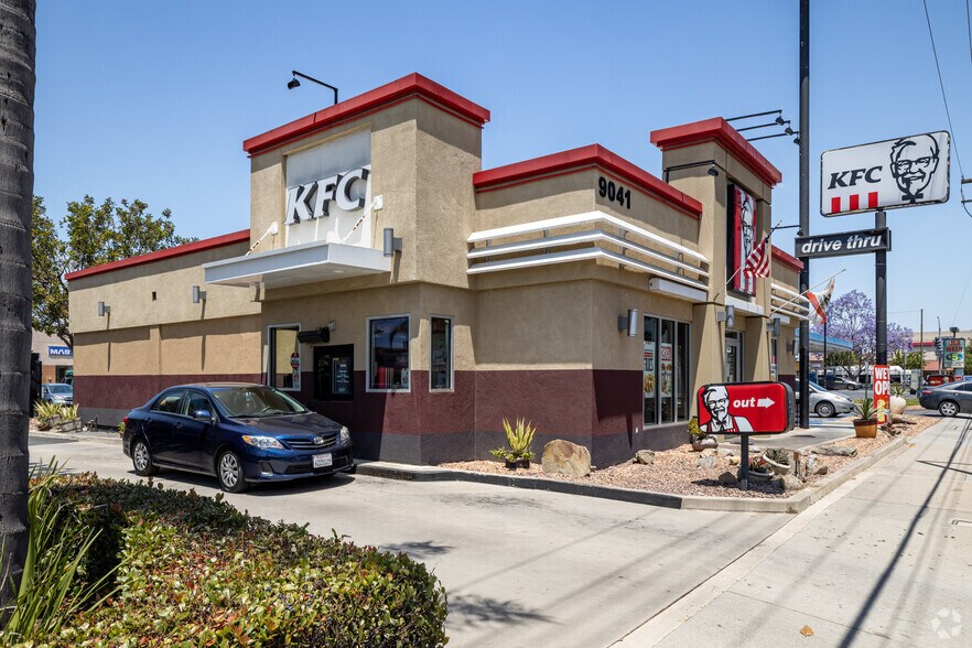 More Photos Of 9111 Valley View St, Cypress General Retail For Sale