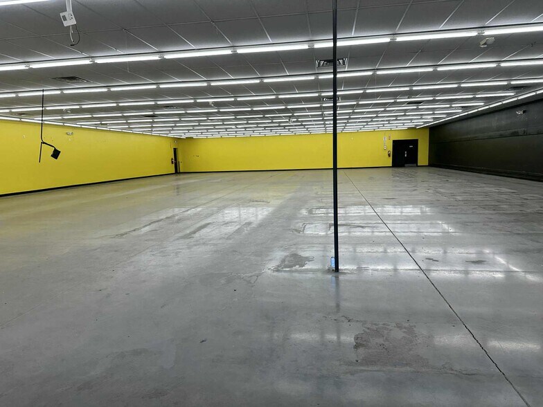 More Photos Of 2450 Main St, Susanville General Retail For Lease