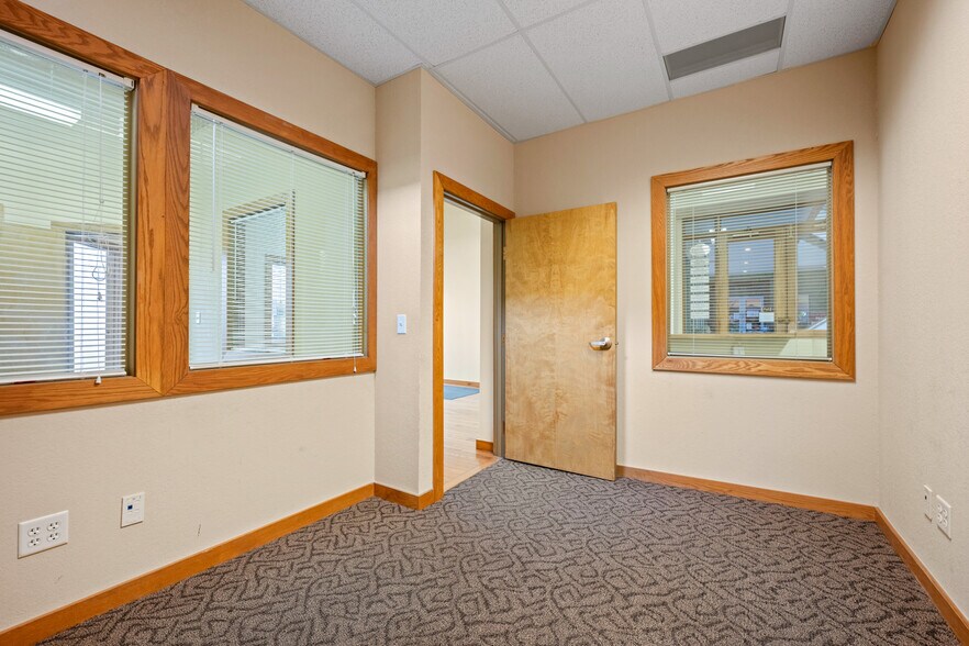More Photos Of 136 W Main St, Trinidad Office For Sale
