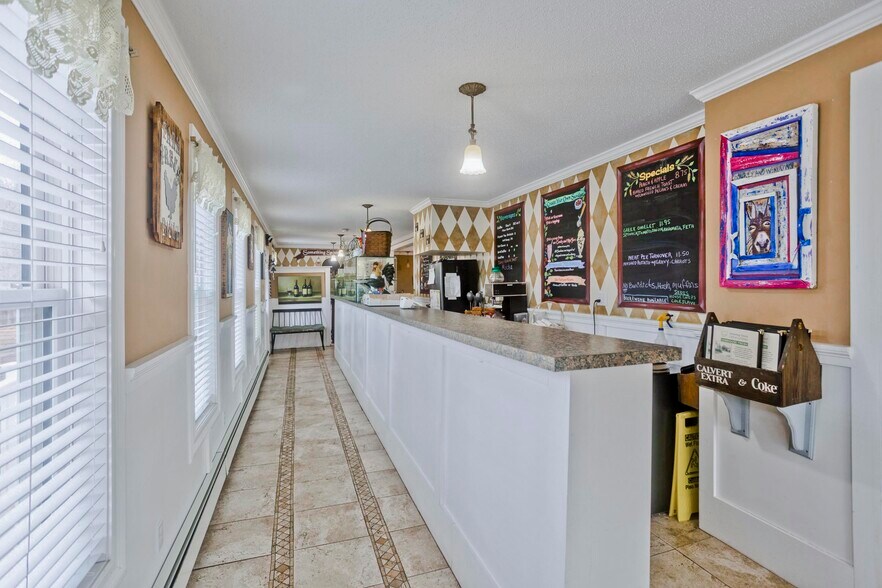 More Photos Of 181 W State St, Granby Storefront Retail Residential For Sale