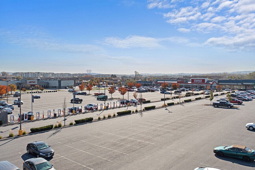 More Photos Of 4602-4692 Broadway Rd, Allentown Unknown For Lease