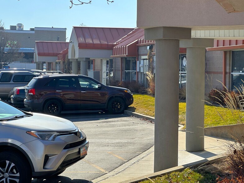 More Photos Of 1751 Alexander St, West Valley Coworking Space