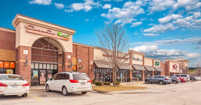 More Photos Of 11440-11552 W 135th St, Overland Park General Retail For Lease