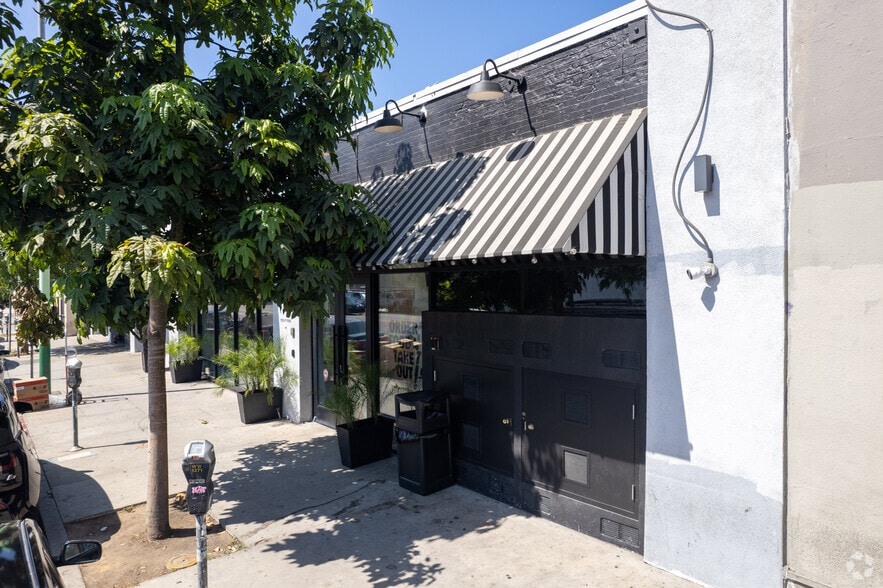 More Photos Of 615 N Western Ave, Los Angeles Storefront For Lease