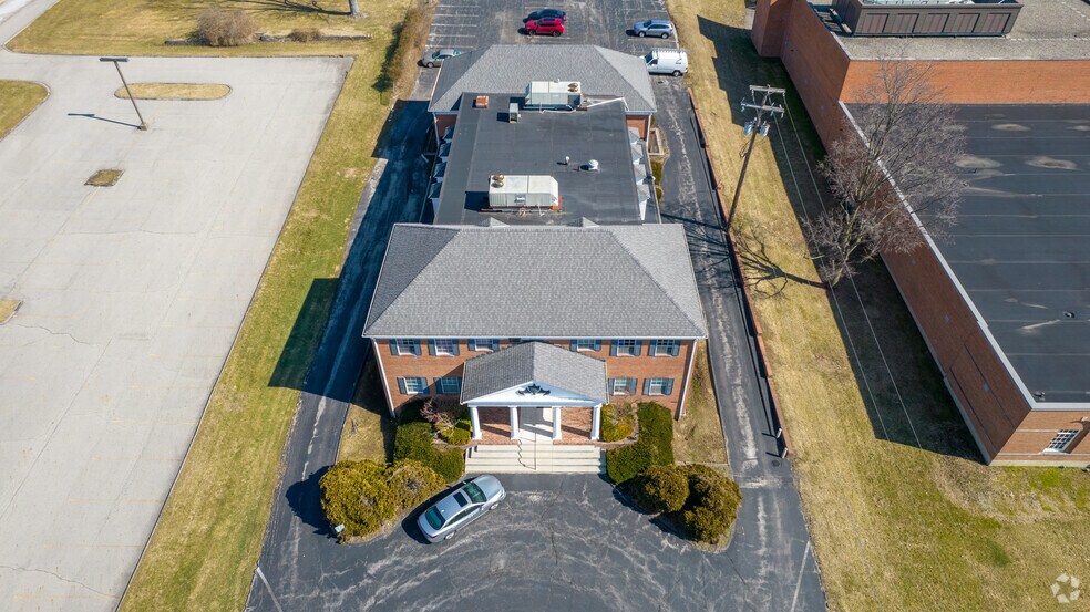 More Photos Of 6660 N High St, Columbus Medical For Sale