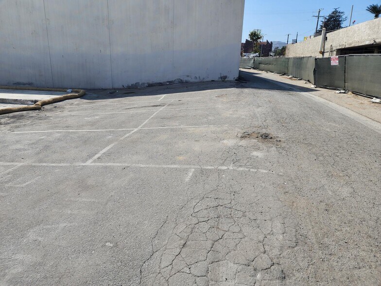 More Photos Of 15333-15335 W Sunset Blvd, Pacific Palisades Land For Sale