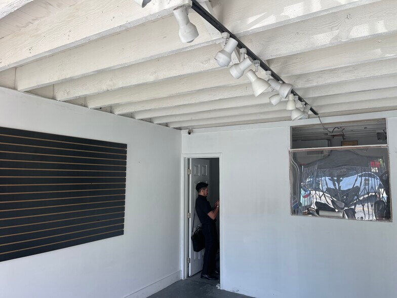 More Photos Of 7815-7817 Melrose Ave, Los Angeles Storefront Retail Office For Lease