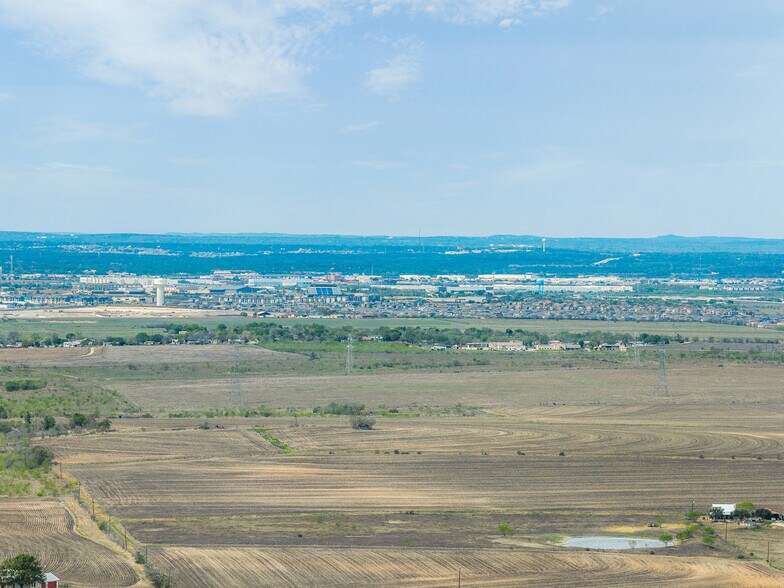 More Photos Of 5340 Dreibrodt St, San Marcos Land For Sale