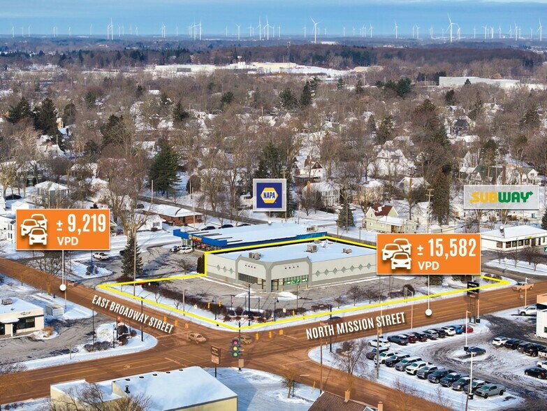 More Photos Of 117 N Mission St, Mount Pleasant Drugstore For Sale