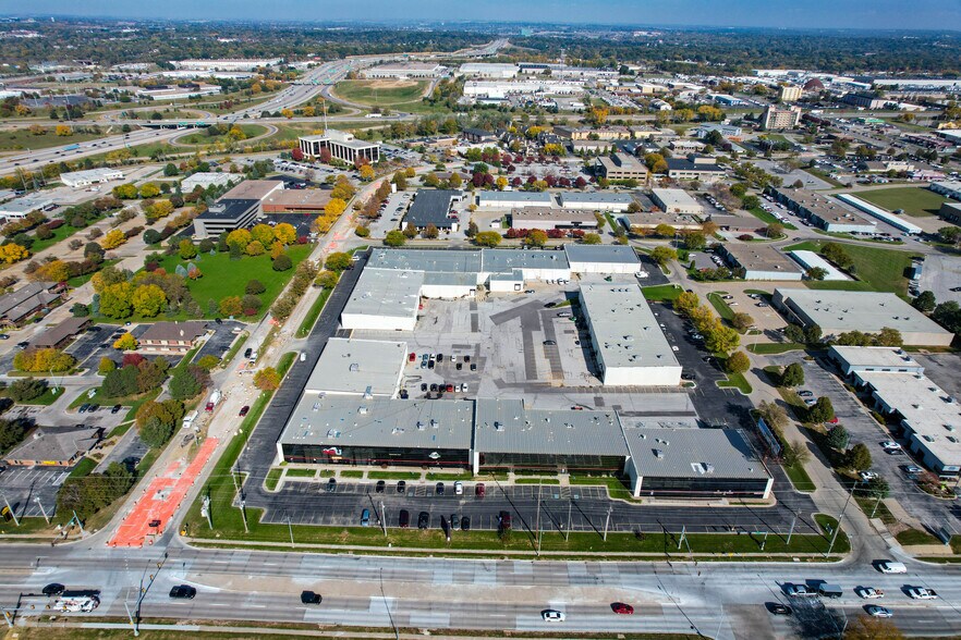More Photos Of 11105-11147 Mockingbird Dr, Omaha Unknown For Lease