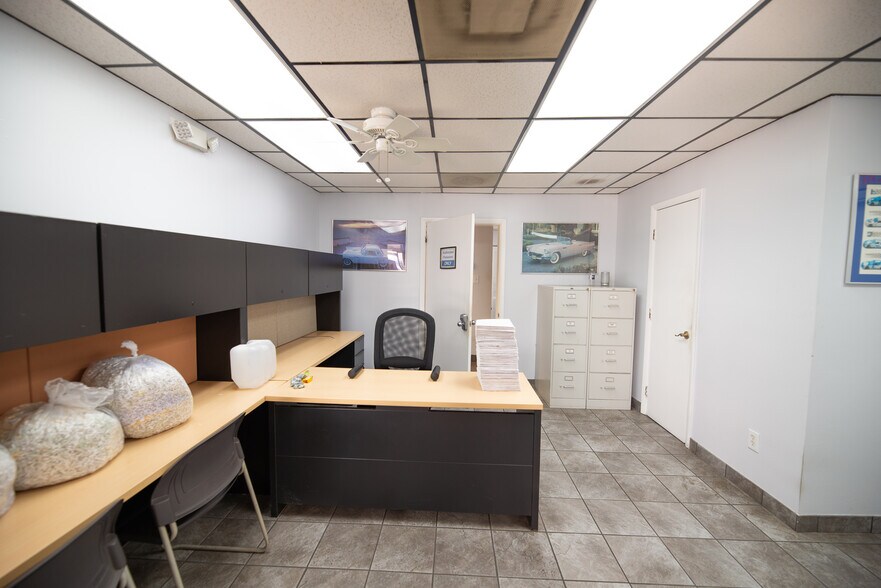 More Photos Of 6025 N Dale Mabry Hwy, Tampa Storefront Retail Office For Lease