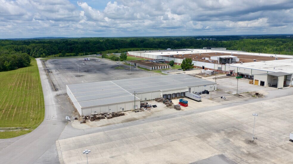 More Photos Of 200 Carrier Dr, Morrison Warehouse For Lease