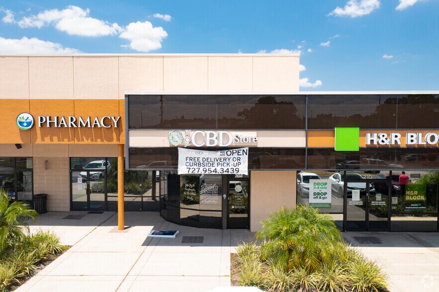 More Photos Of 11270-11270 4th St N, Saint Petersburg Unknown For Lease