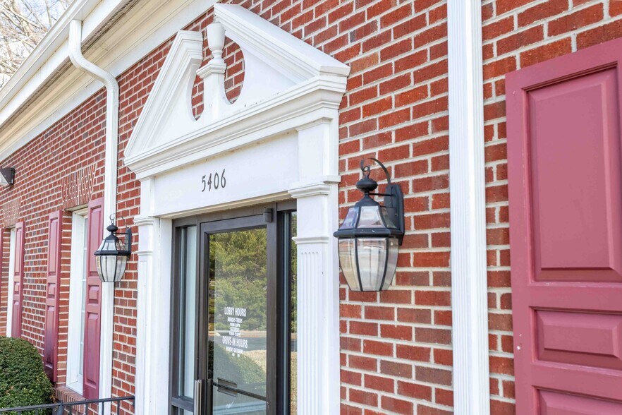 More Photos Of 5406 US 29, Blairs Bank For Lease