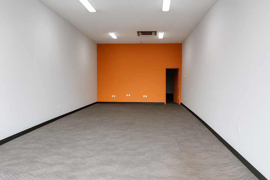 More Photos Of 1712 Walton Way, Augusta Storefront For Lease