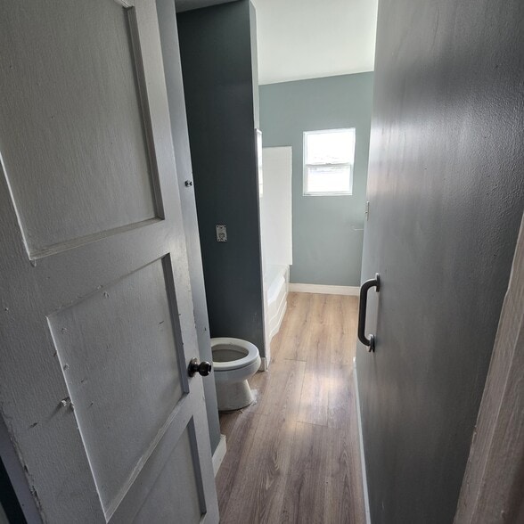 More Photos Of 15709 Bellflower Blvd, Bellflower General Retail For Sale