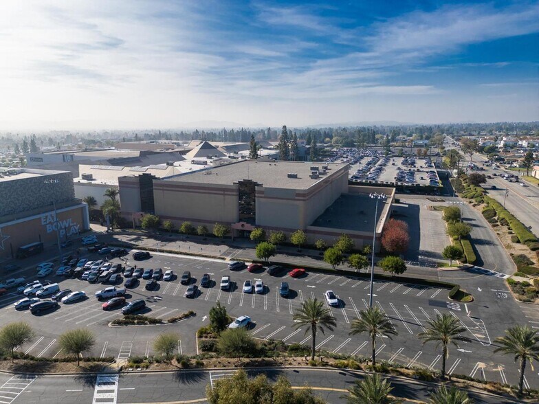 More Photos Of 5060 Montclair Plaza Ln, Montclair Unknown For Lease