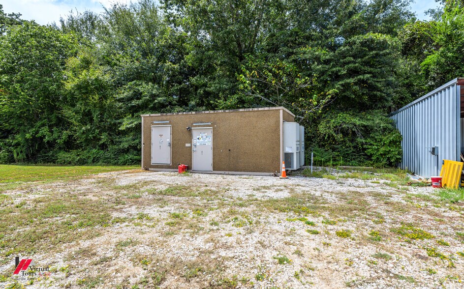 More Photos Of 7303 State Highway 43 S, Marshall Warehouse For Sale