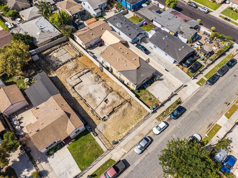 More Photos Of 1114 E Glencoe St, Compton Land For Sale