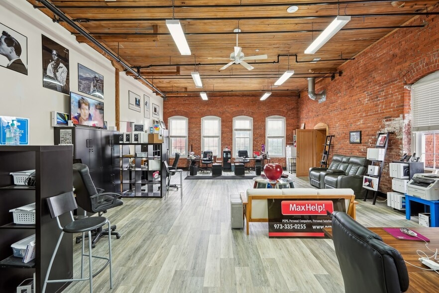 More Photos Of 175 N Main St, Wharton Office Residential For Sale