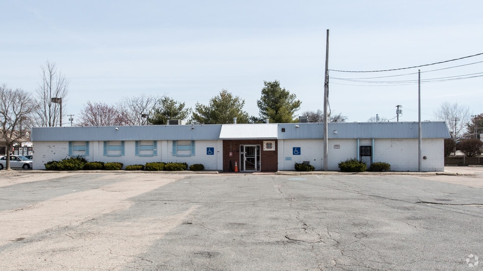 More Photos Of 10 Highland Ave, Randolph Freestanding For Lease