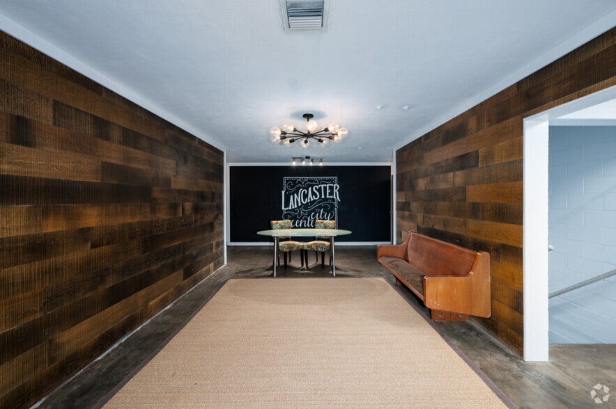 More Photos Of 2640 E Lancaster Ave, Fort Worth Religious Facility For Sale