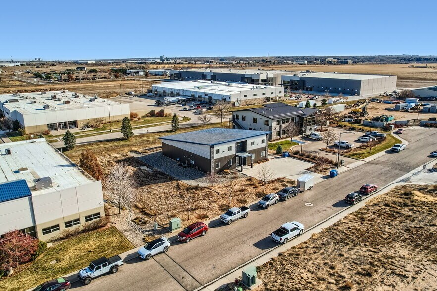 More Photos Of 955 Merchant Ct, Windsor Flex For Sale