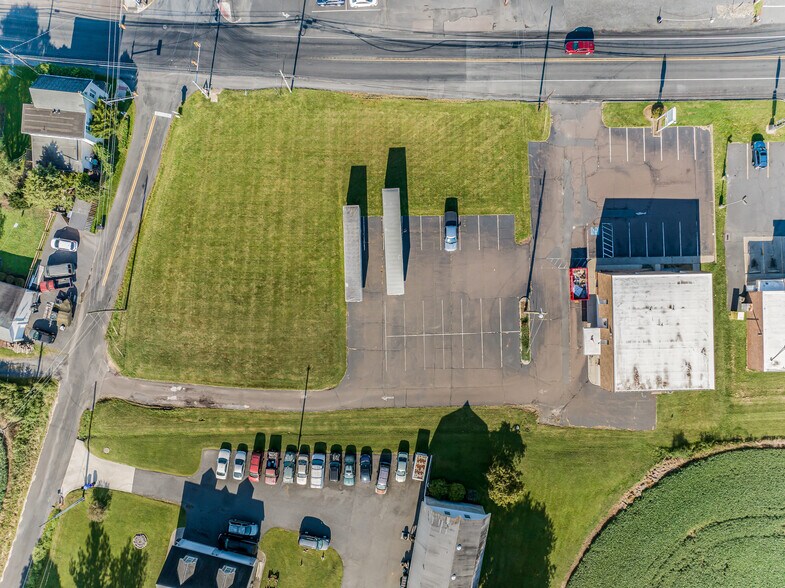 More Photos Of 519 Richlandtown Pike, Richlandtown Storefront Retail Residential For Lease