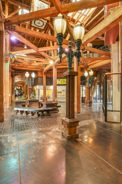 More Photos Of 445 W Weber Ave, Stockton Office For Lease