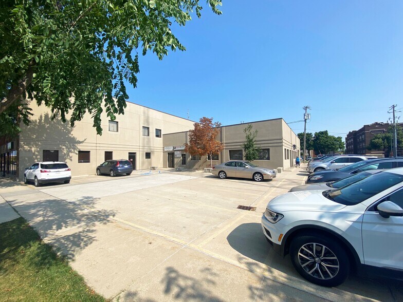 More Photos Of 202 1st St SE, Mason City Office For Lease