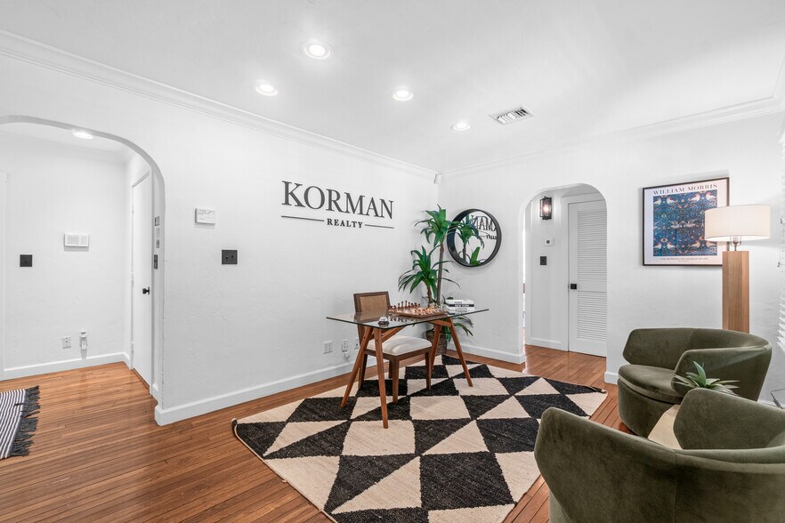 More Photos Of 203 NE 1st Ave, Delray Beach Office Residential For Lease