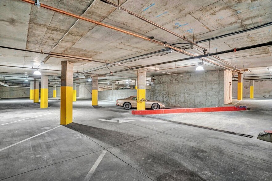 More Photos Of 1405 E Sunset Rd, Las Vegas Restaurant For Sale