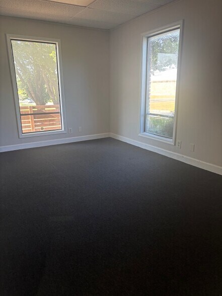 More Photos Of 4835 S Fulton Ave, Tulsa Medical For Lease