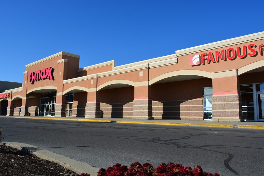 More Photos Of 3815-3873 State Rte 31, Liverpool Unknown For Lease