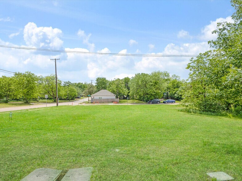 More Photos Of 1158 New York Ave, Fort Worth Land For Sale