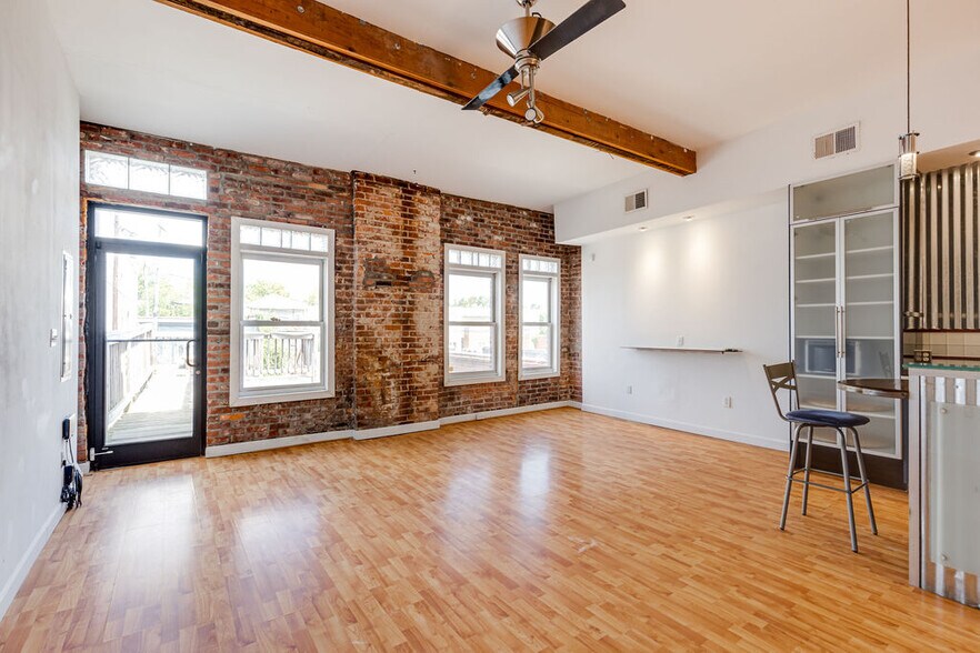 More Photos Of 1521 Hull St, Richmond Storefront Retail Residential For Sale