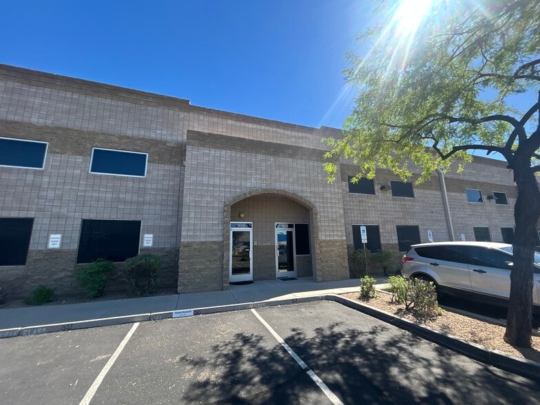 More Photos Of 1745 W Deer Valley Rd, Phoenix Light Distribution For Sale
