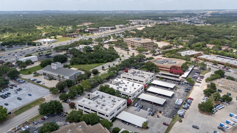More Photos Of 14400 Northbrook Dr., San Antonio Unknown For Lease