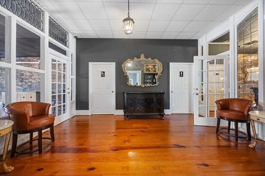 More Photos Of 219 E Screven St, Quitman Storefront Retail Office For Sale