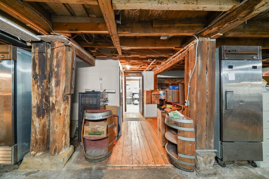 More Photos Of 8148 Main St, Garrettsville Restaurant For Sale