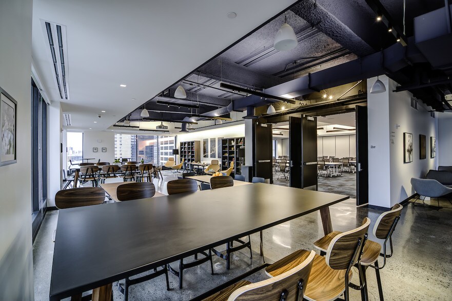 More Photos Of 30 S 17th St, Philadelphia Coworking Space