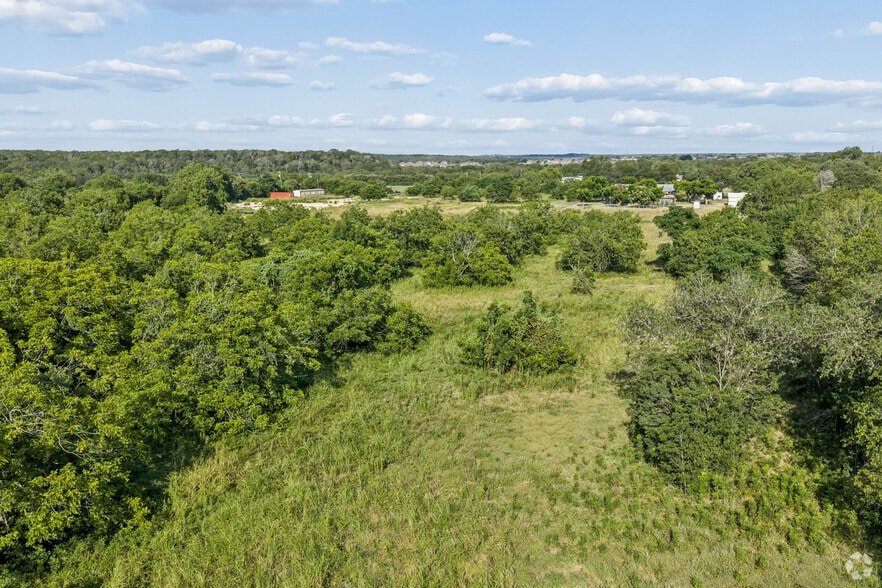 More Photos Of 12905 Lowden Ln, Manchaca Land For Sale